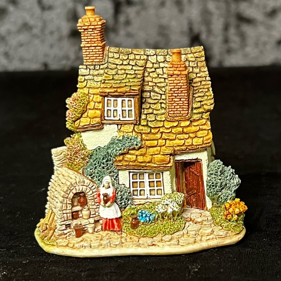 Lilliput Lane | Kiln Cottage | Collectors' Club - Picture 1 of 13